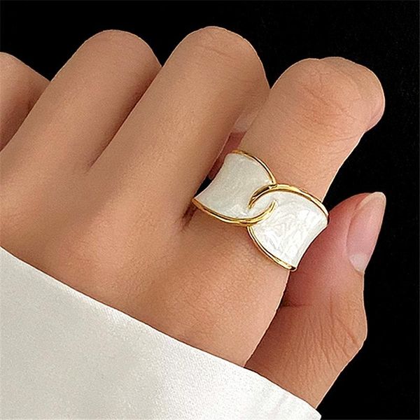cluster rings fashion white wide ring resizable size open personality simple jewelry, Golden;silver
cluster rings fashion white wide ring resizable size open personality simple jewelry, Golden;silver