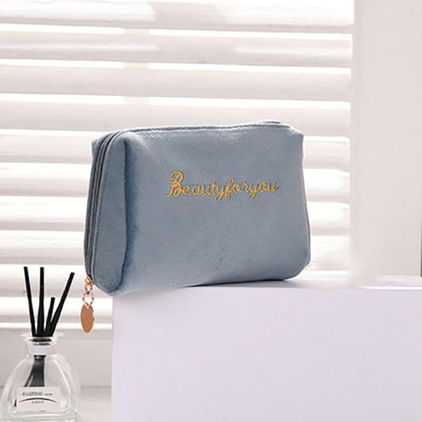 storage bags zipper portable travel large-capacity lipstick makeup flannel embroidery cosmetic bag
storage bags zipper portable travel large-capacity lipstick makeup flannel embroidery cosmetic bag