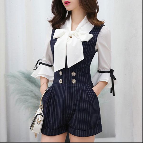 business summer women 2 piece set new 2021 formal chiffon flare sleeve bow collar blouse blue striped straps short pants suits, Gray
business summer women 2 piece set new 2021 formal chiffon flare sleeve bow collar blouse blue striped straps short pants suits, Gray