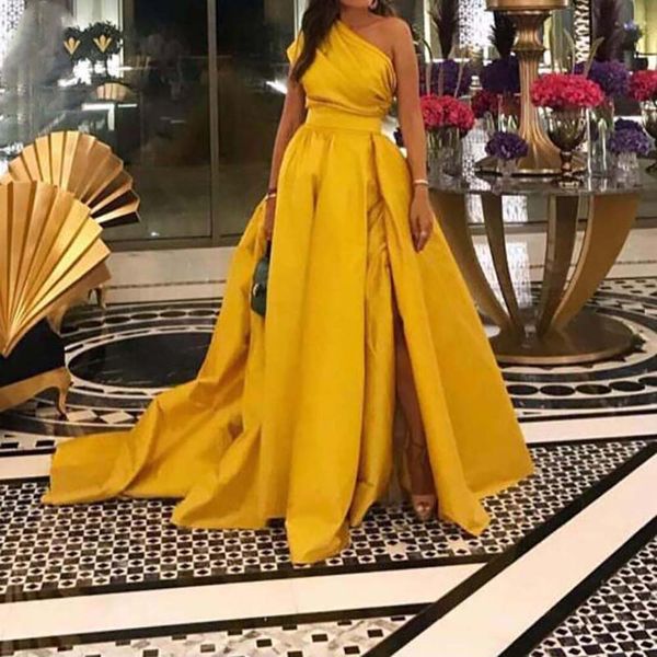 new yellow a line evening dresses one shoulder simple satin high split front party dress robe de soiree formal gowns, Black;red
new yellow a line evening dresses one shoulder simple satin high split front party dress robe de soiree formal gowns, Black;red