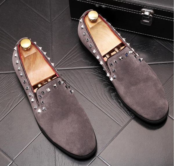 2019 fashion new designer men pointed rivet slip-on flats shoes loafer male dress homecoming wedding shoes sapato social loafers, Black
2019 fashion new designer men pointed rivet slip-on flats shoes loafer male dress homecoming wedding shoes sapato social loafers, Black