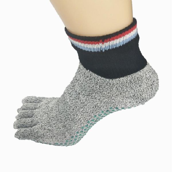 sports socks 5 toe cut resistant comfortable anti-slip yoga hiking running climbing barefoot outdoor sportswear accessories, Black
sports socks 5 toe cut resistant comfortable anti-slip yoga hiking running climbing barefoot outdoor sportswear accessories, Black