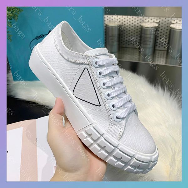 womens nylon low sneakers lady fashion casual luxurys designers shoes triple black white canvas flat bottom women party trainer street
womens nylon low sneakers lady fashion casual luxurys designers shoes triple black white canvas flat bottom women party trainer street