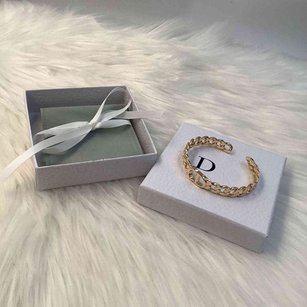 70% off letter feminine temperament zircon / bracelet fashion exaggeration 8e2o, Black
70% off letter feminine temperament zircon / bracelet fashion exaggeration 8e2o, Black