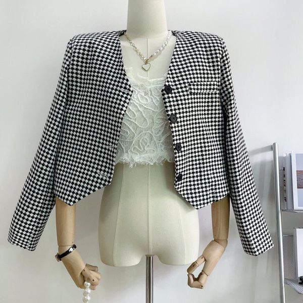 women's suits & blazers v-neck elegant houndstooth coats fall long sleeve cropped jackets women single brested vintage plaid outerwear, White;black
women's suits & blazers v-neck elegant houndstooth coats fall long sleeve cropped jackets women single brested vintage plaid outerwear, White;black