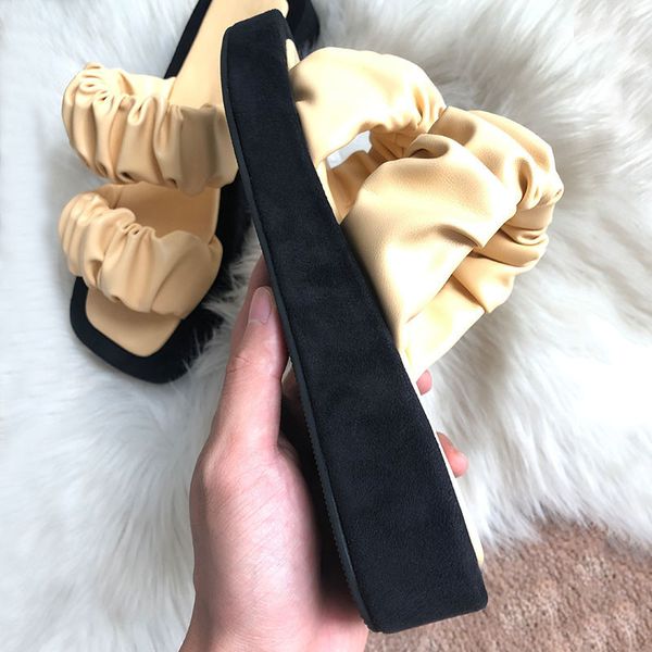 70% off wholesale flip-flops women slippers thick bottom platform shoes ladies flat sandals casual beach outside slides zapatos mujer 35-39, Black
70% off wholesale flip-flops women slippers thick bottom platform shoes ladies flat sandals casual beach outside slides zapatos mujer 35-39, Black