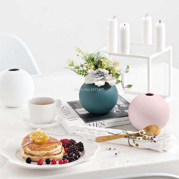 vases european style ins creative morandi color round ceramic vase home decoration accessories dried flower
vases european style ins creative morandi color round ceramic vase home decoration accessories dried flower