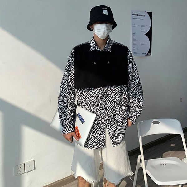 men's casual shirts autumn 2021 men zebra print fake two-piece long sleeve stitched male streetwear youth fashion loose shirt, White;black
men's casual shirts autumn 2021 men zebra print fake two-piece long sleeve stitched male streetwear youth fashion loose shirt, White;black