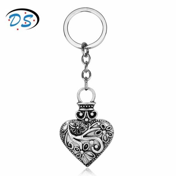 keychains tv series jewelry the vampire diaries keychain caroline vervain locket heart pendant keyring for bags car key holder, Silver
keychains tv series jewelry the vampire diaries keychain caroline vervain locket heart pendant keyring for bags car key holder, Silver