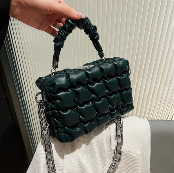 factory outlet women leathers shoulder bags solid color thread leather chain bag personality joker plaid hard box handbags street fashion fo
factory outlet women leathers shoulder bags solid color thread leather chain bag personality joker plaid hard box handbags street fashion fo