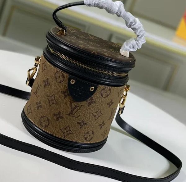 evening designer luxury m43986 mini bucket bag handbags iconic handles shoulder bags totes cross body bag clutches
evening designer luxury m43986 mini bucket bag handbags iconic handles shoulder bags totes cross body bag clutches