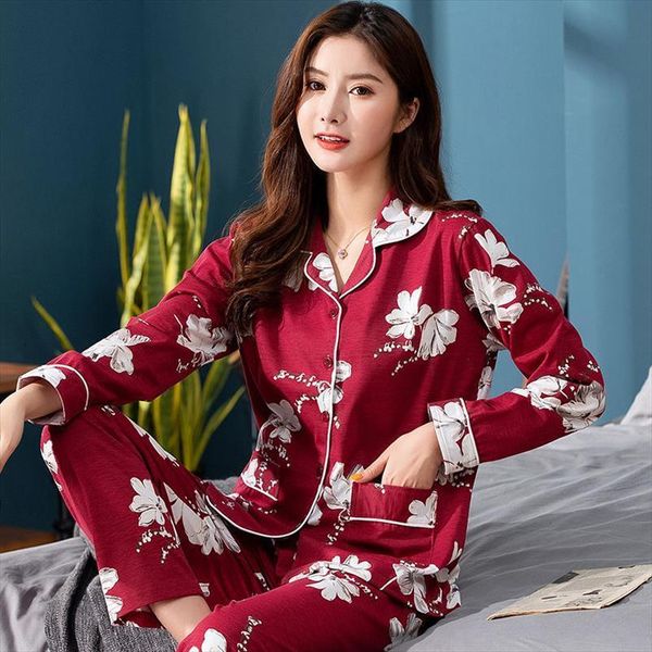 summer long sleeved trousers two womens sleepwears piece suit satin loose printed home wear casual comfort female pajamas, Black;red
summer long sleeved trousers two womens sleepwears piece suit satin loose printed home wear casual comfort female pajamas, Black;red