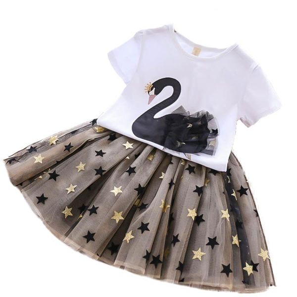2 pcs girl's summer sets suit fashion cartoon swan print short sleeve round neck t-shirt and bronzing star mesh skirt 2-7 years, White
2 pcs girl's summer sets suit fashion cartoon swan print short sleeve round neck t-shirt and bronzing star mesh skirt 2-7 years, White