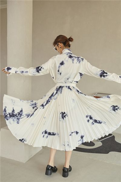 2021 new tie dye long pleated womens high waist ink wash painting floral white flowy ladies midi skirt clothes gn31, Black
2021 new tie dye long pleated womens high waist ink wash painting floral white flowy ladies midi skirt clothes gn31, Black