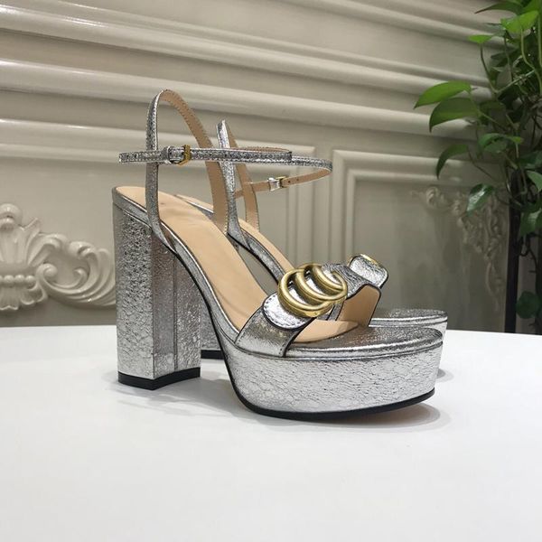 2021 fashion designer women shoes high heels sandals scarpe firmate chaussures womens designers heel sandale with box size 35-40 -g033, Black
2021 fashion designer women shoes high heels sandals scarpe firmate chaussures womens designers heel sandale with box size 35-40 -g033, Black