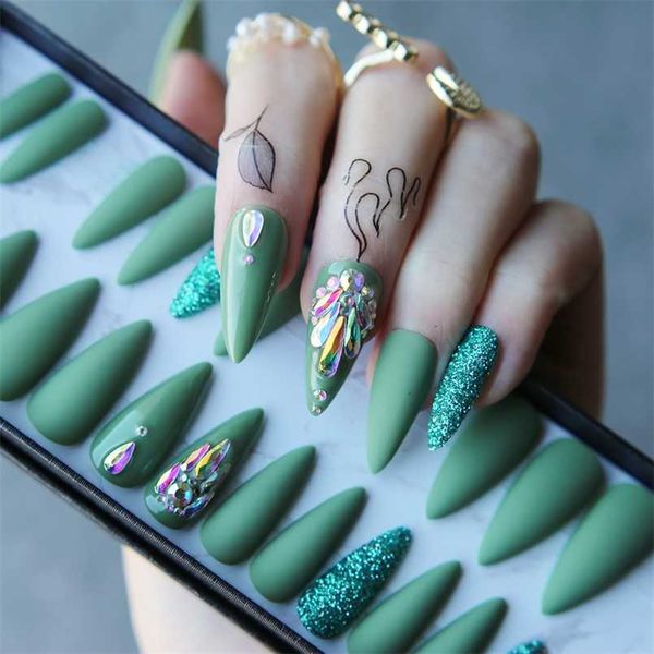 olive green salon stiletto false nails diy crystal glitter fake full set press on custom box 24pcs 211007, Red;gold
olive green salon stiletto false nails diy crystal glitter fake full set press on custom box 24pcs 211007, Red;gold