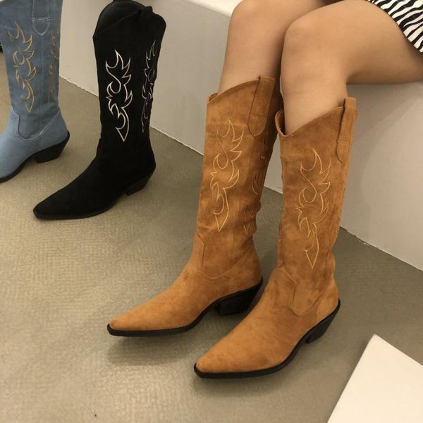 boots drop vintage embroidered cowboy female pointed high heel v-neck knee-length fashion, Black
boots drop vintage embroidered cowboy female pointed high heel v-neck knee-length fashion, Black
