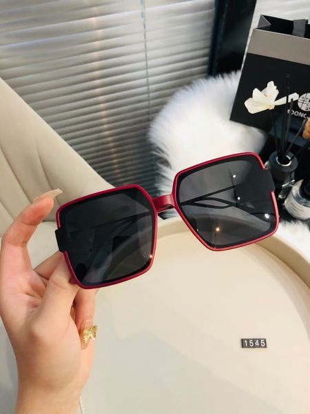 fashion sunglasses man woman goggle beach sun glasses uv400 5 color optional 1545, White;black
fashion sunglasses man woman goggle beach sun glasses uv400 5 color optional 1545, White;black