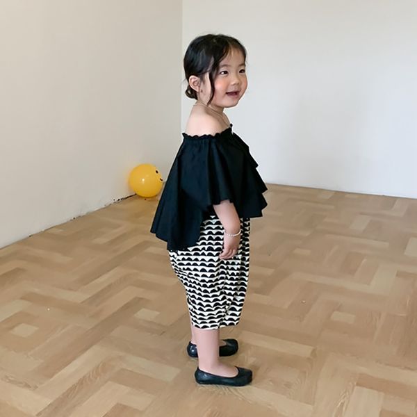 new design good quality factory price fashion selling childrens solid color shorts two-piece suit, White
new design good quality factory price fashion selling childrens solid color shorts two-piece suit, White