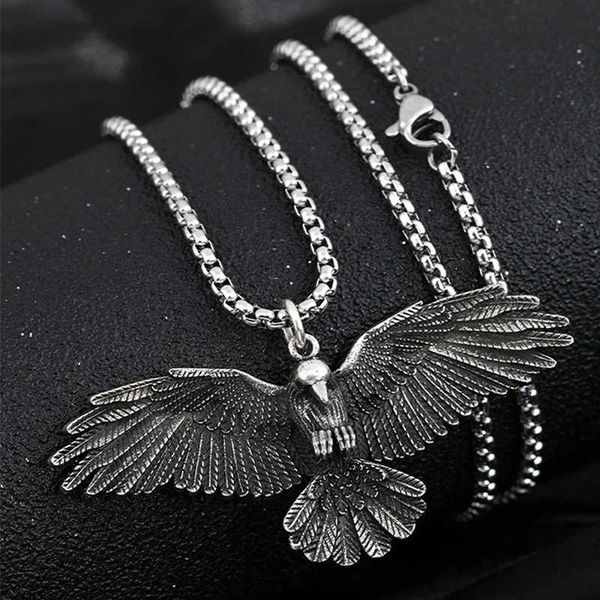 pendant necklaces vintage eagle for men silver color cool punk mortorcycle biker party rock hip hop men's necklace jewelry gift
pendant necklaces vintage eagle for men silver color cool punk mortorcycle biker party rock hip hop men's necklace jewelry gift