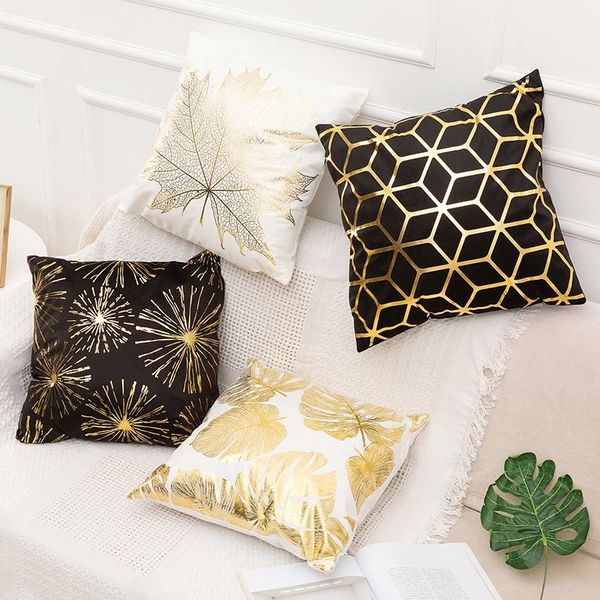 cushion/decorative pillow gold bronzing case by black and white golden painted pillowcase decorative christmas cushion cover for sofa
cushion/decorative pillow gold bronzing case by black and white golden painted pillowcase decorative christmas cushion cover for sofa