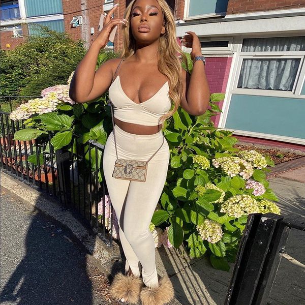 2021 fitness tracksutis women sets cut out crop and long pant 2 pieces one suits streetwear outfit sport for woman, White
2021 fitness tracksutis women sets cut out crop and long pant 2 pieces one suits streetwear outfit sport for woman, White