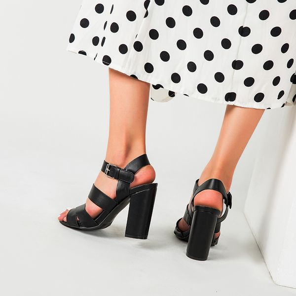 2021 new square heel open toe ladies fashion shoes women ankle strap sandals black size 36-43 rd6v
2021 new square heel open toe ladies fashion shoes women ankle strap sandals black size 36-43 rd6v