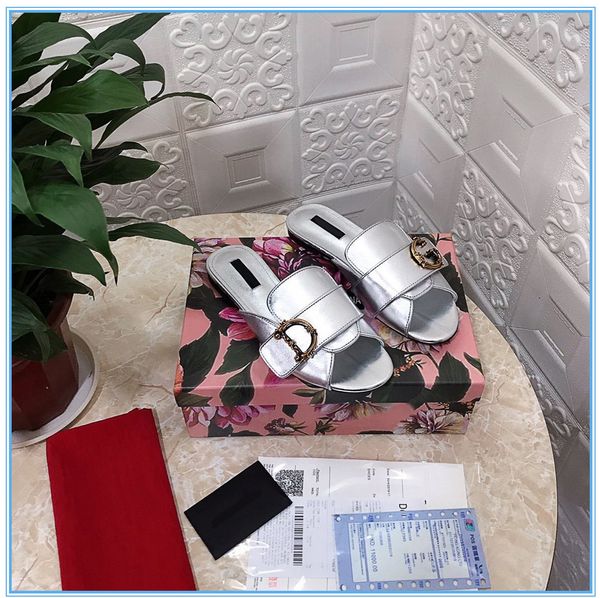 fashion trend women slippers with original box dust bag shoes slippers true leather slide real leather silver golden sandals flat slippers, Black 
fashion trend women slippers with original box dust bag shoes slippers true leather slide real leather silver golden sandals flat slippers, Black