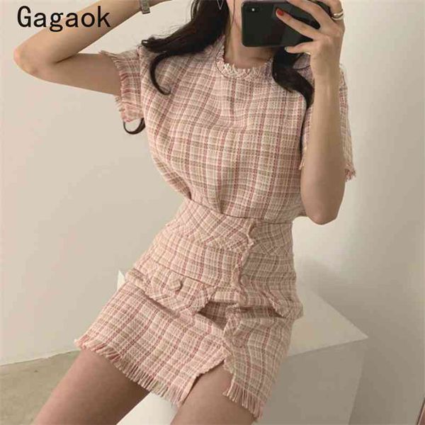 women office lady chic two piece set summer o-neck short pullover + plaid button tassel wild skirts in stock 210531, White
women office lady chic two piece set summer o-neck short pullover + plaid button tassel wild skirts in stock 210531, White