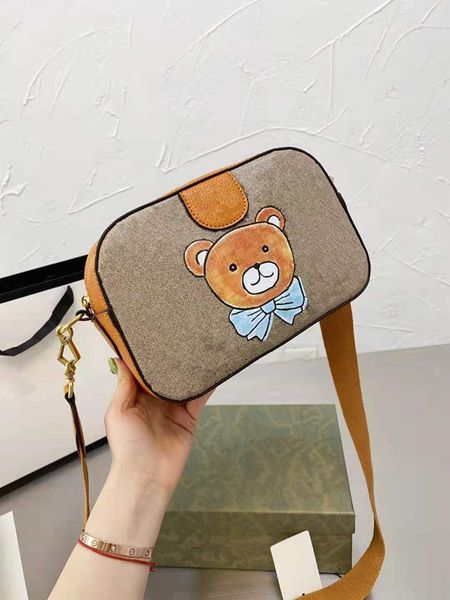 mera stripe width genuine leather handbags tote handbag shoulder bags his female bag one shoulders purses women men2021
mera stripe width genuine leather handbags tote handbag shoulder bags his female bag one shoulders purses women men2021