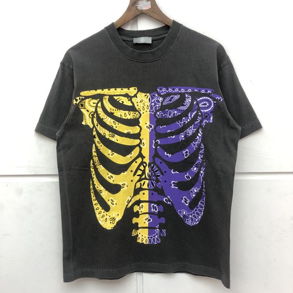 2021 new kapitalpurple yellow skeleton bone printing t shirt retro cashew flower men women good quality high street cotton tee sxja, Black
2021 new kapitalpurple yellow skeleton bone printing t shirt retro cashew flower men women good quality high street cotton tee sxja, Black