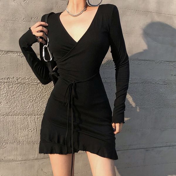 v-neck long sleeve mini dress for women 2021 streetwear fashion ruffles skinny black dresses gothic clothes, Black;gray
v-neck long sleeve mini dress for women 2021 streetwear fashion ruffles skinny black dresses gothic clothes, Black;gray