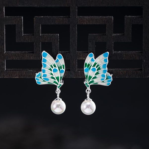 stud 2021 lovely butterfly earrings female fashion street shoot temperament girls jewelry gift to send friends, Golden;silver
stud 2021 lovely butterfly earrings female fashion street shoot temperament girls jewelry gift to send friends, Golden;silver