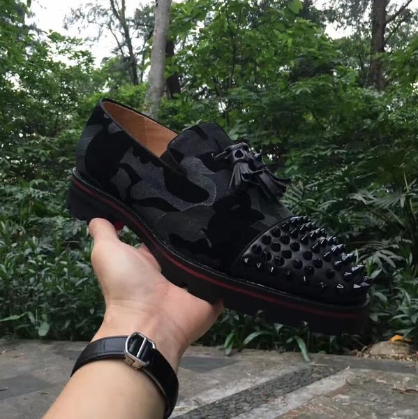 elegant business party wedding mens dress shoes red bottoms casual shoe matt patent leather round toes slip-on spikes flat sneakers 39-47, Black
elegant business party wedding mens dress shoes red bottoms casual shoe matt patent leather round toes slip-on spikes flat sneakers 39-47, Black