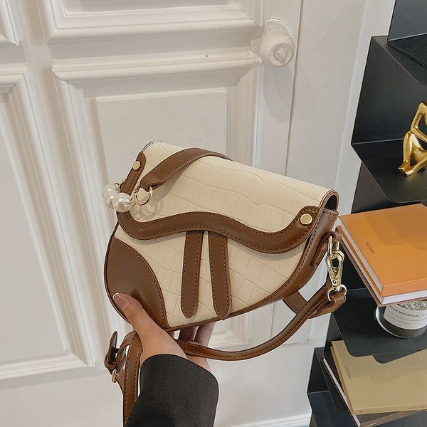 bag women's 2021 new fashion texture stone saddle single shoulder diagonal armpit bag
bag women's 2021 new fashion texture stone saddle single shoulder diagonal armpit bag