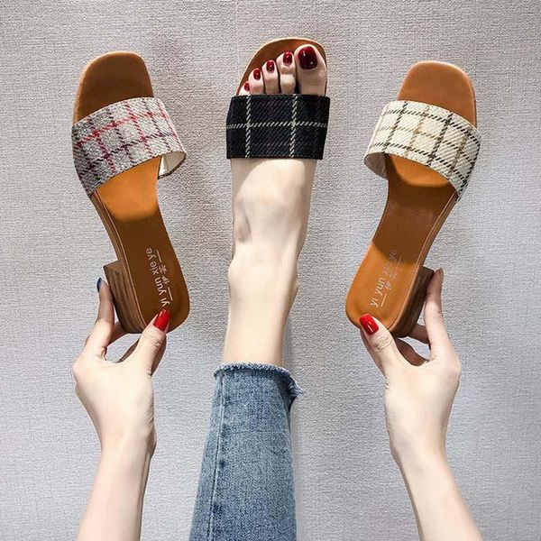 sandals 2021 slippers women summer fashion beach slides slipper female woman vintage plaid ladies shoes, Black
sandals 2021 slippers women summer fashion beach slides slipper female woman vintage plaid ladies shoes, Black