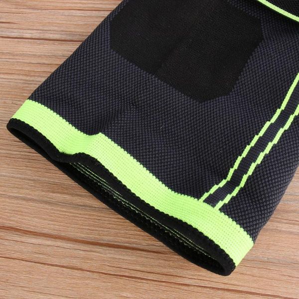 1pc elastic kneepad pressurized breathable knee brace support knee protector basketball fitness gear - size, Black;gray
1pc elastic kneepad pressurized breathable knee brace support knee protector basketball fitness gear - size, Black;gray