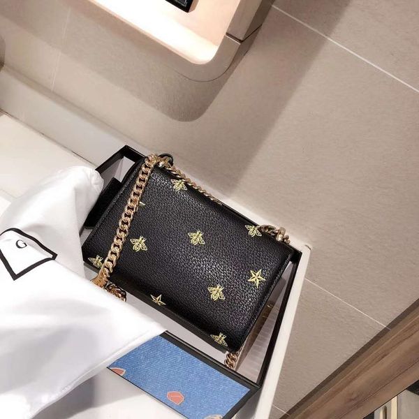 ysiykiy blooms tian padlock genuine leather chain crossbody shoulder luxury women letter printing hands flap messenger small bags
ysiykiy blooms tian padlock genuine leather chain crossbody shoulder luxury women letter printing hands flap messenger small bags