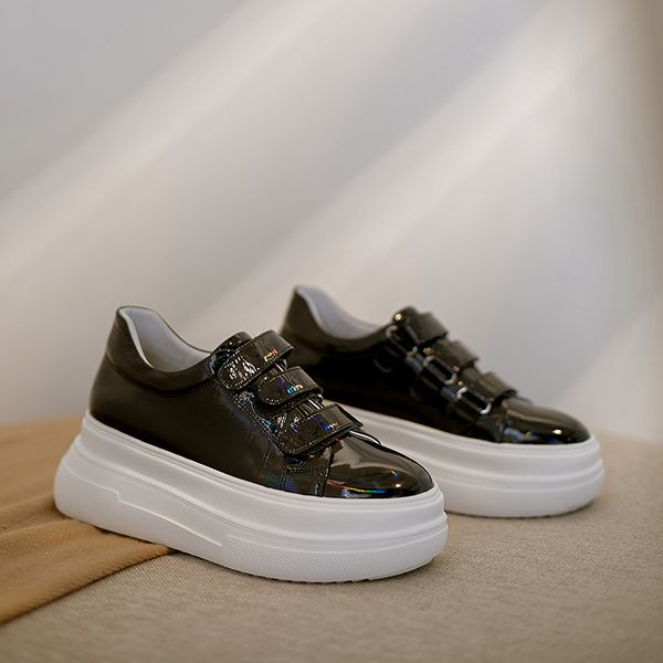 womens genuine leather hook&loop platform flats sneakers leisure soft comfortable thick sole brogues shoes womendress shoes, Black
womens genuine leather hook&loop platform flats sneakers leisure soft comfortable thick sole brogues shoes womendress shoes, Black