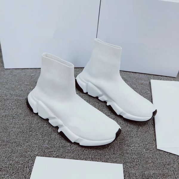 valentin 2021 shoes speed trainer casual sock shoe triple black white pink glitter green flat fashion mens women runner socks fzm002, Red;white
valentin 2021 shoes speed trainer casual sock shoe triple black white pink glitter green flat fashion mens women runner socks fzm002, Red;white