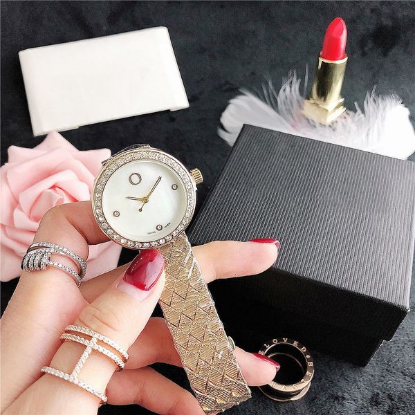 europe the united states stainless steel men watch and women watche luxury atmosphere quartz watches fashion jewelry gift fine, Slivery;black
europe the united states stainless steel men watch and women watche luxury atmosphere quartz watches fashion jewelry gift fine, Slivery;black