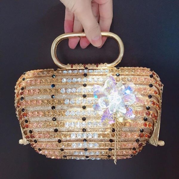 evening bags 2021 arrival white rhinestone clutch purse women's long chain shoulder handbags elegant lady party wedding
evening bags 2021 arrival white rhinestone clutch purse women's long chain shoulder handbags elegant lady party wedding