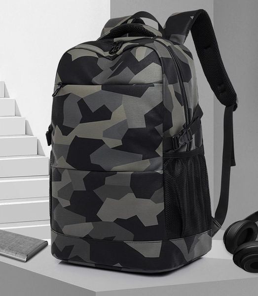 2021 new men's computer backpack fashion leisure outdoor backpack waterproof anti-theft student
2021 new men's computer backpack fashion leisure outdoor backpack waterproof anti-theft student