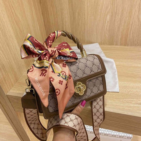 75% off handbag factory store women's embossed portable small square j8cs