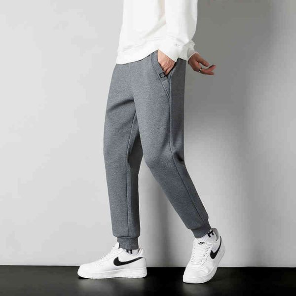 spring and autumn men's sports loose necked small foot tidal nine legged casual pure cotton, Blue
spring and autumn men's sports loose necked small foot tidal nine legged casual pure cotton, Blue