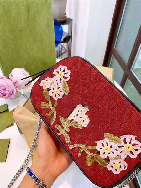 2021 brand latest fashion camera bags luxury designer ladies handbags jacquard fabric high-quality bag large-capacity handbag retro style
2021 brand latest fashion camera bags luxury designer ladies handbags jacquard fabric high-quality bag large-capacity handbag retro style