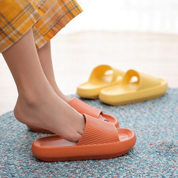 slippers thick sole home women ladies platform flat shoes non-slip eva living room indoor slides 4.5cm heel, Black
slippers thick sole home women ladies platform flat shoes non-slip eva living room indoor slides 4.5cm heel, Black