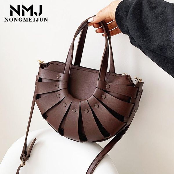 evening bags hollow out women's bag solid leather shoulder for women 2021 ladies fashion crossbody retro female handbag
evening bags hollow out women's bag solid leather shoulder for women 2021 ladies fashion crossbody retro female handbag