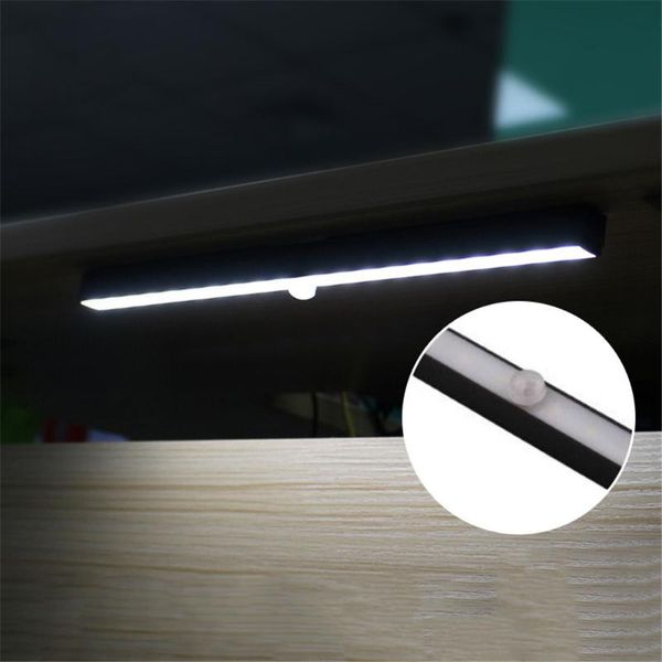 battery powered led under cabinet light 20 leds pir motion sensor night lamp black aluminum portable lamp for kitchen,corridor
battery powered led under cabinet light 20 leds pir motion sensor night lamp black aluminum portable lamp for kitchen,corridor