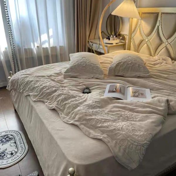 bedding sets light luxury three-dimensional flower embroidered milk velvet 4 - piece thick winter warm coral bedspread
bedding sets light luxury three-dimensional flower embroidered milk velvet 4 - piece thick winter warm coral bedspread